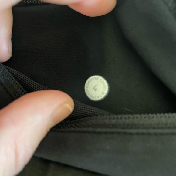 Lululemon camouflage shorts - Picture 3 of 3